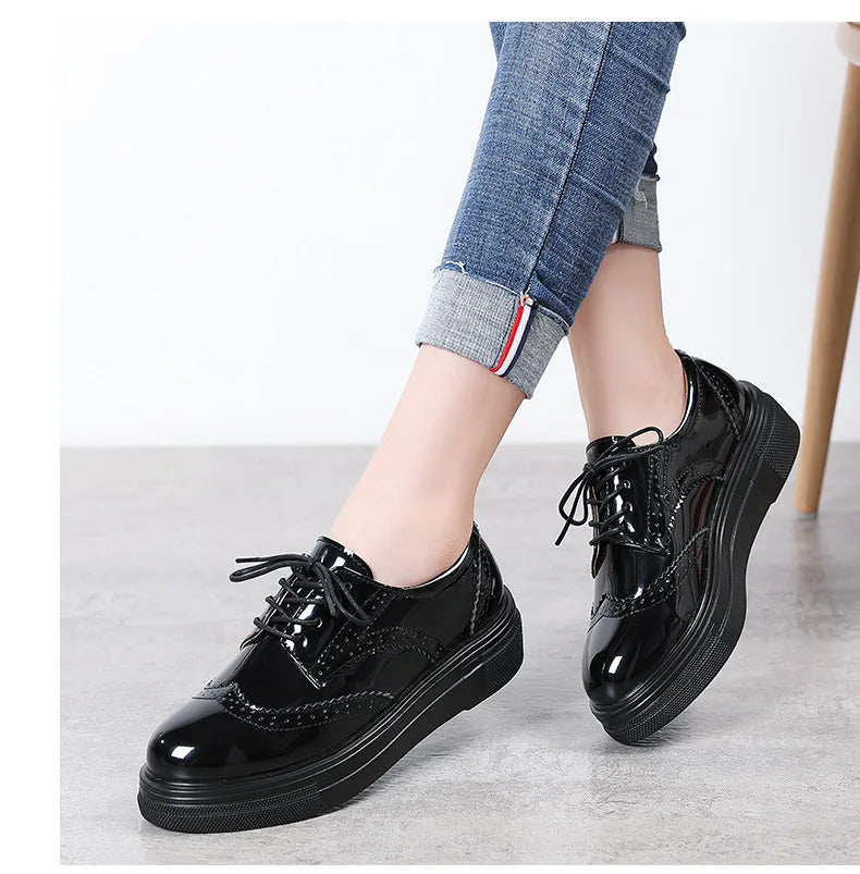 Women’s Leather Oxford Flats Lace-Up Brogues