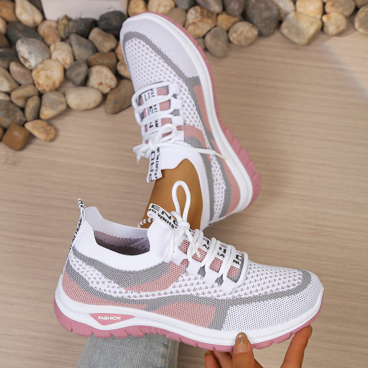 Women’s Summer Casual Two-Tone Sneakers 2026