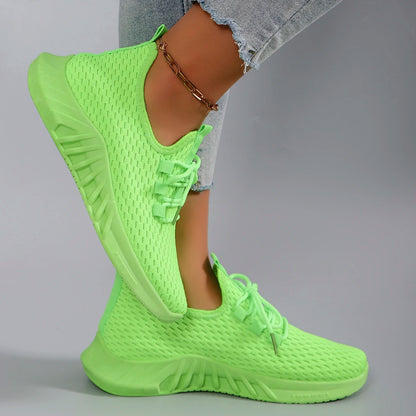 Women’s Lightweight Breathable Non-Slip Sports Shoes
