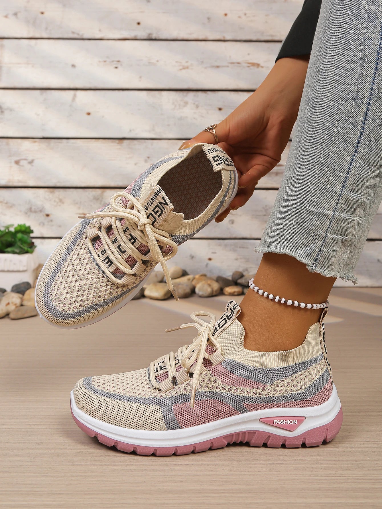 Women’s Summer Casual Two-Tone Sneakers 2026
