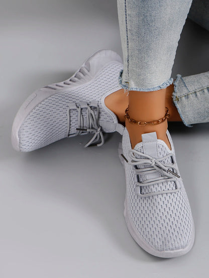 Women’s Lightweight Breathable Non-Slip Sports Shoes