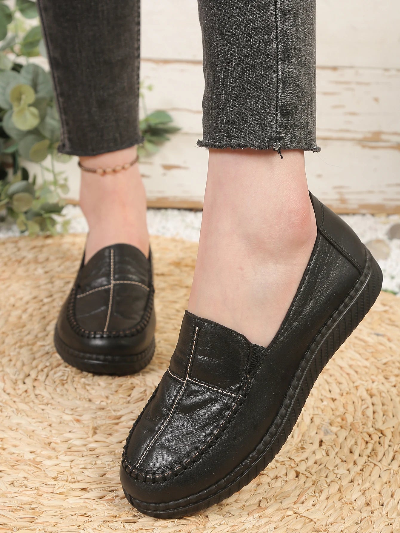 Women’s Lightweight Leather Loafers and Oxfords
