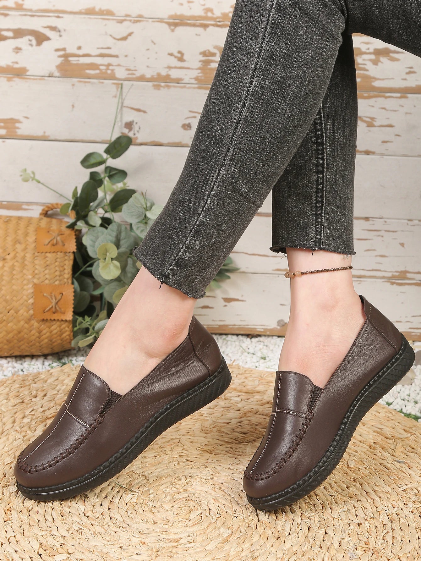 Women’s Lightweight Leather Loafers and Oxfords