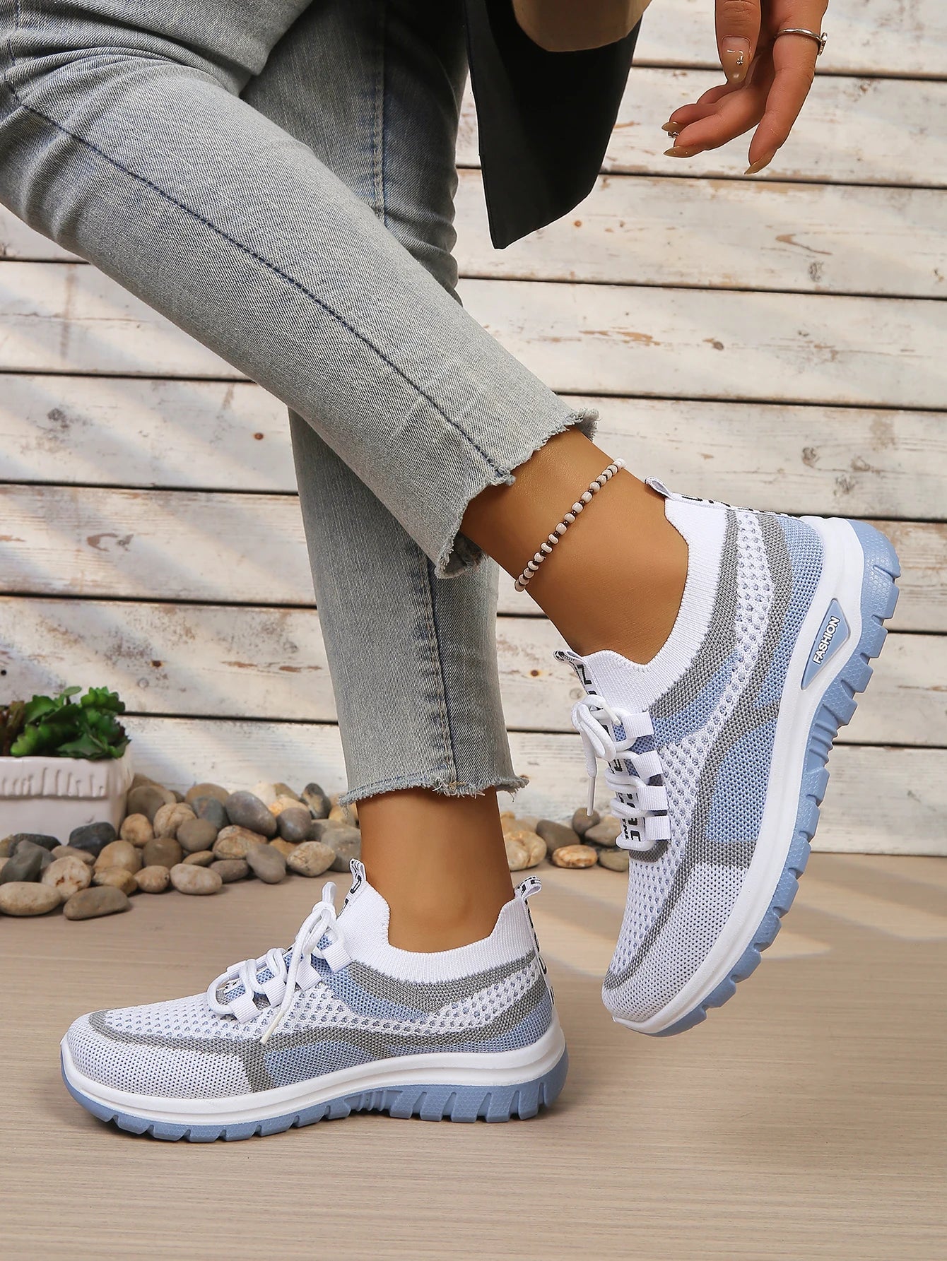 Women’s Summer Casual Two-Tone Sneakers 2026