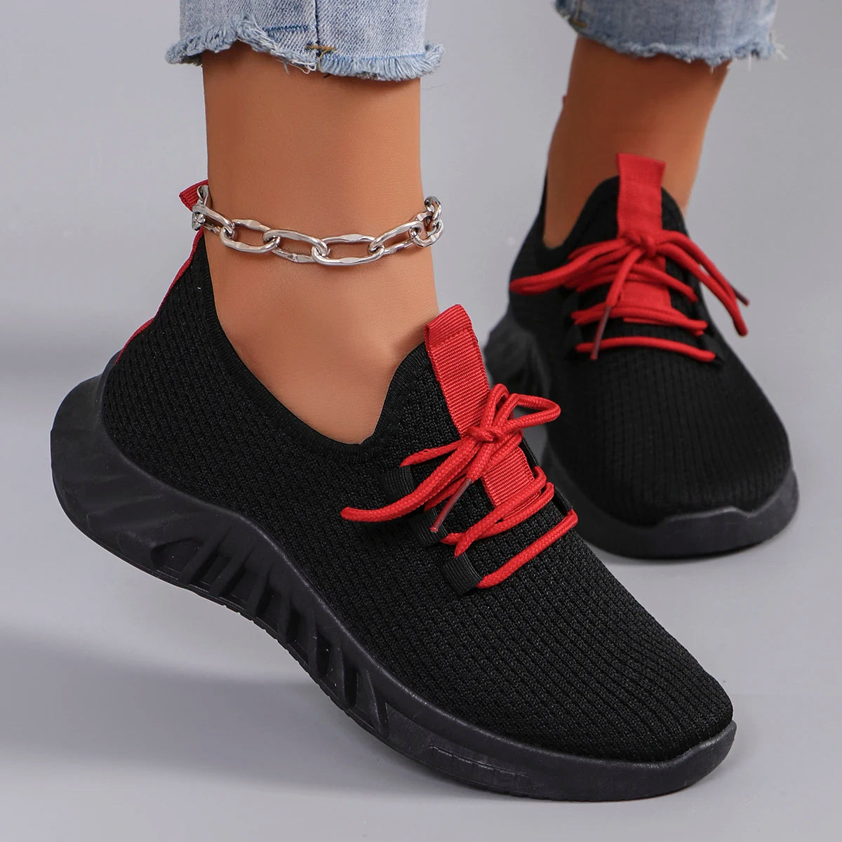 Women’s Lightweight Breathable Non-Slip Sports Shoes