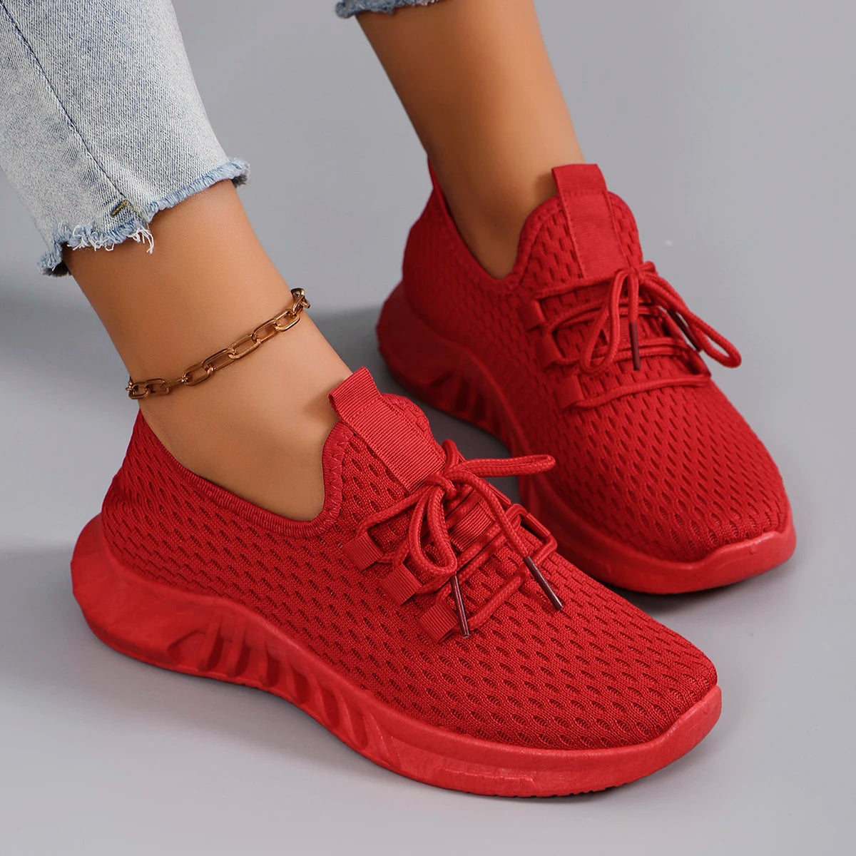 Women’s Lightweight Breathable Non-Slip Sports Shoes