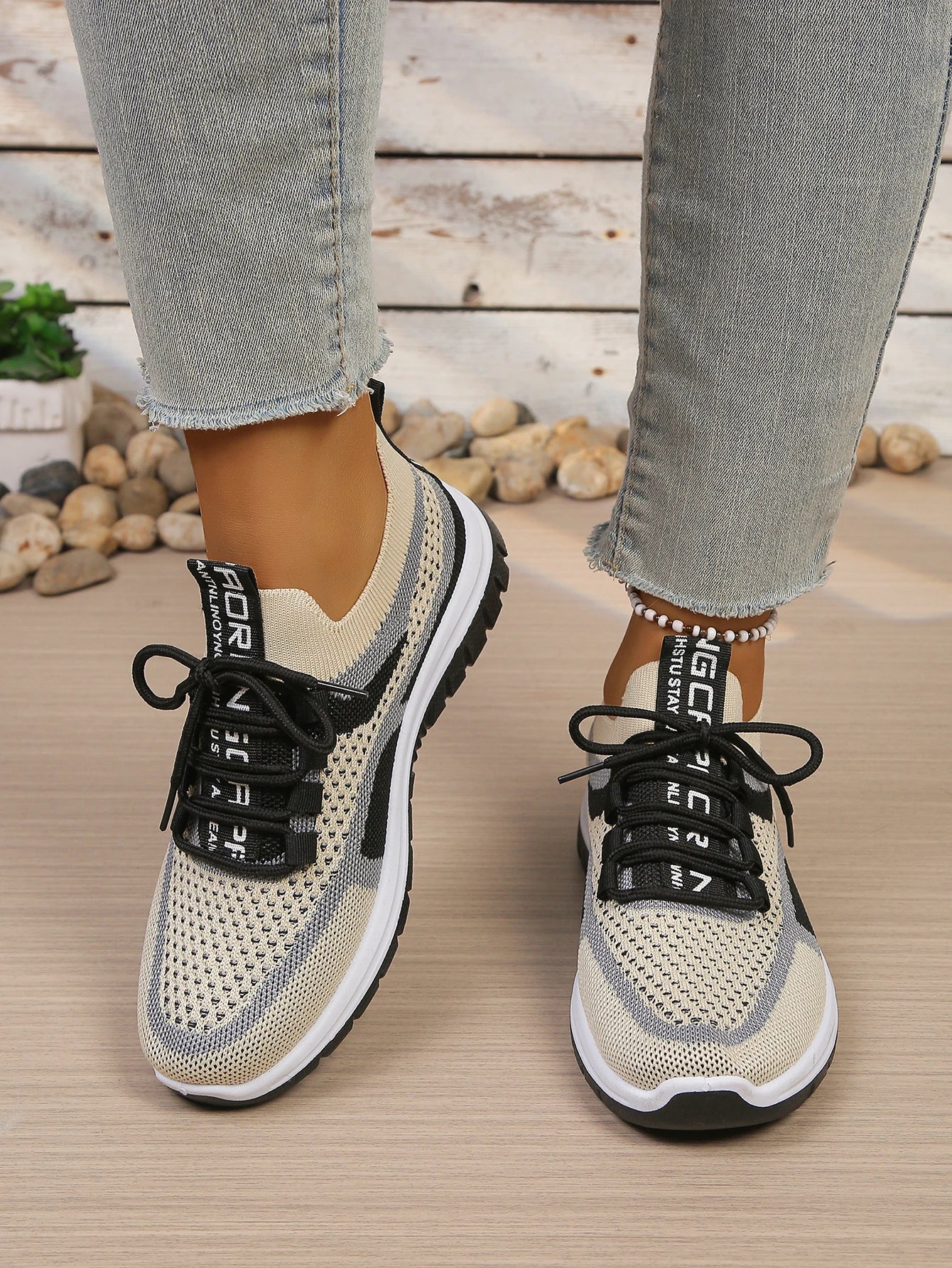 Women’s Summer Casual Two-Tone Sneakers 2026