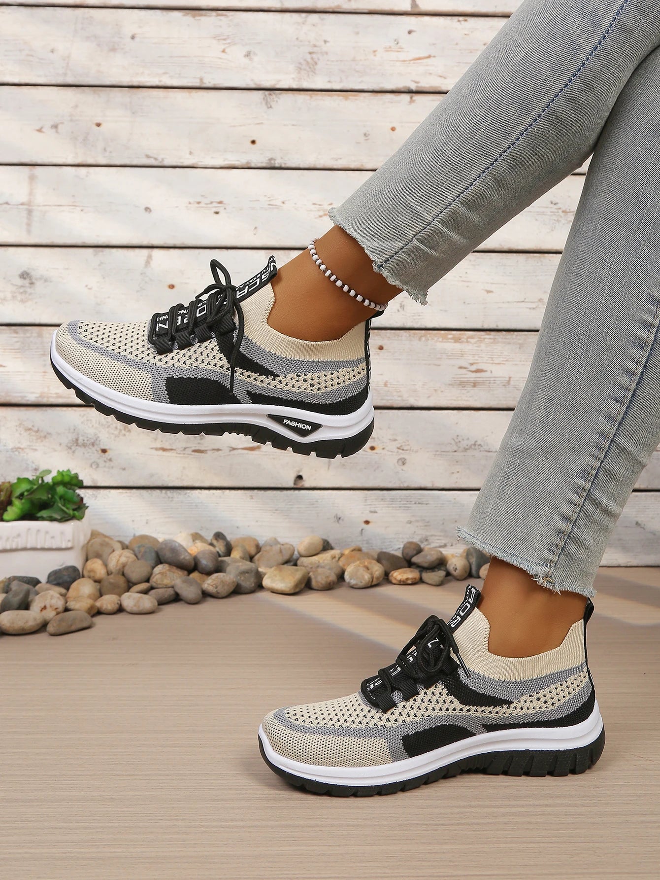 Women’s Summer Casual Two-Tone Sneakers 2026