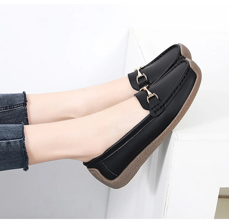 Women’s Leather Slip-On Casual Moccasin Flats