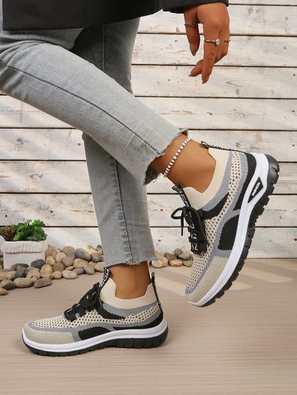 Women’s Summer Casual Two-Tone Sneakers 2026