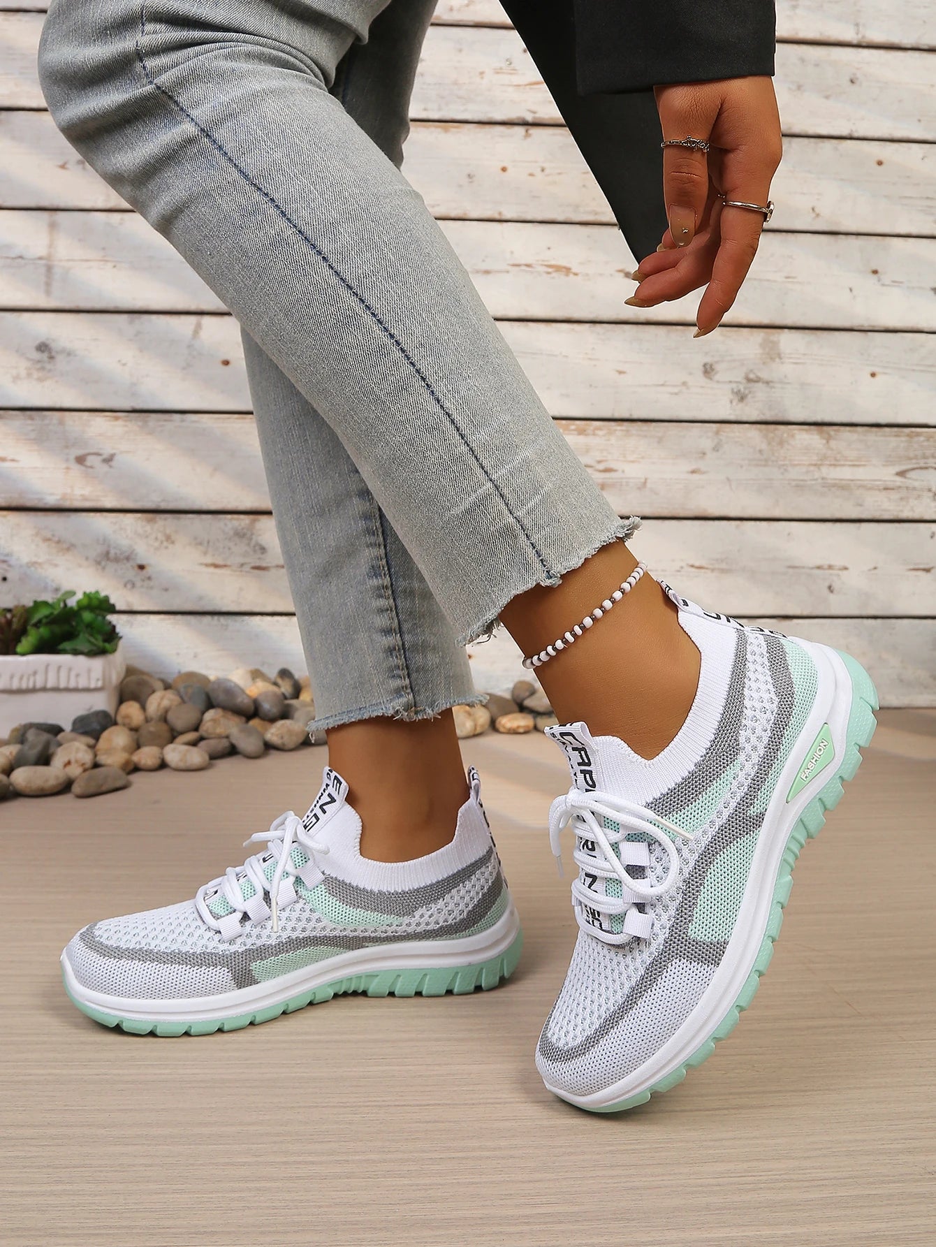 Women’s Summer Casual Two-Tone Sneakers 2026