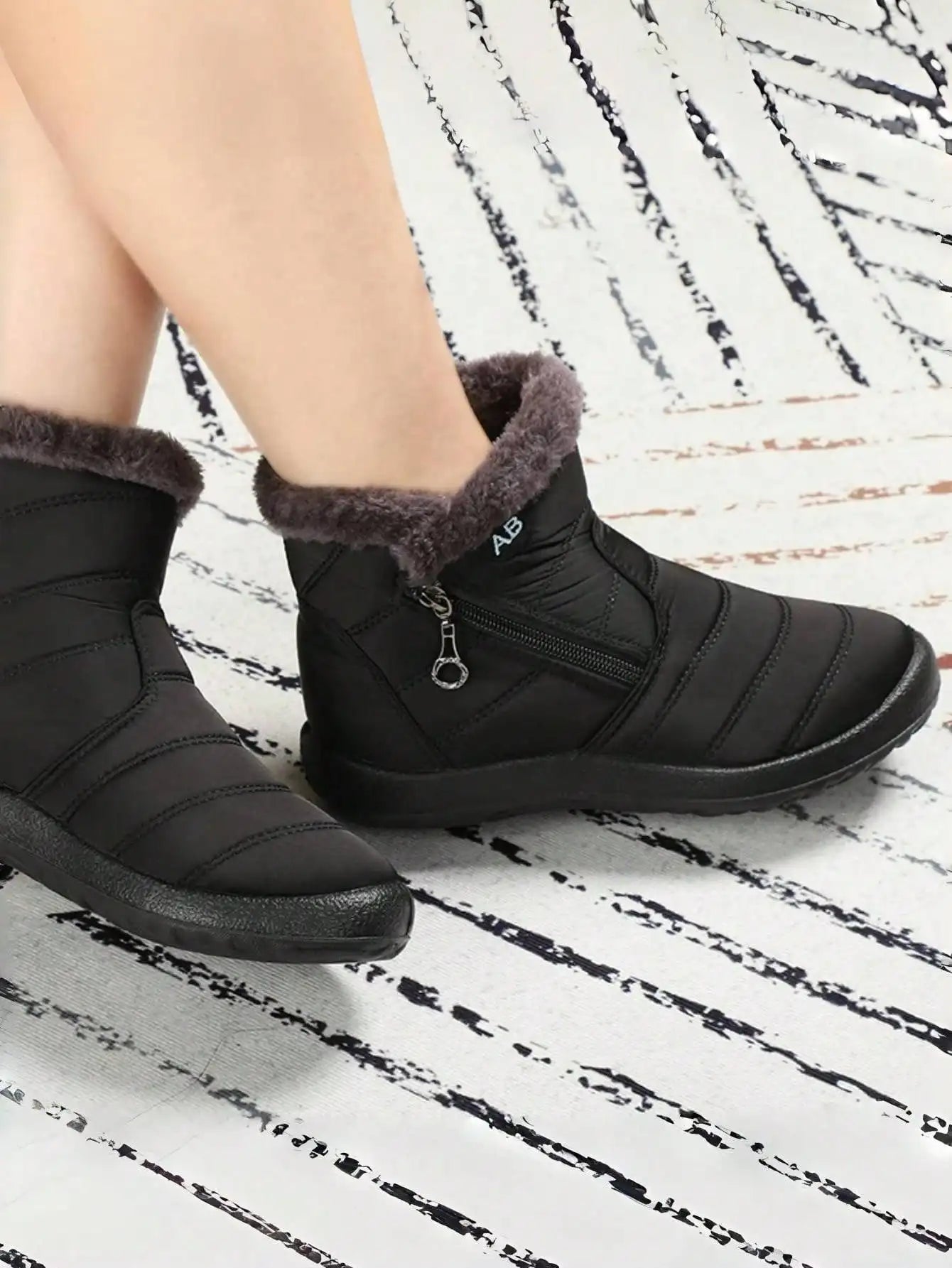 Women’s Solid Mid-Calf Warm Cotton Boots