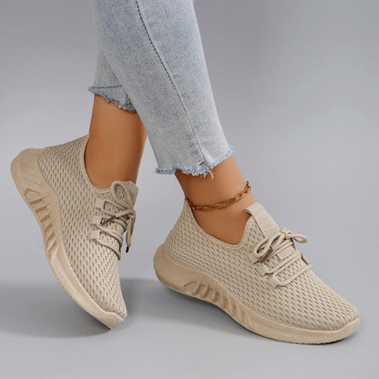Women’s Lightweight Breathable Non-Slip Sports Shoes