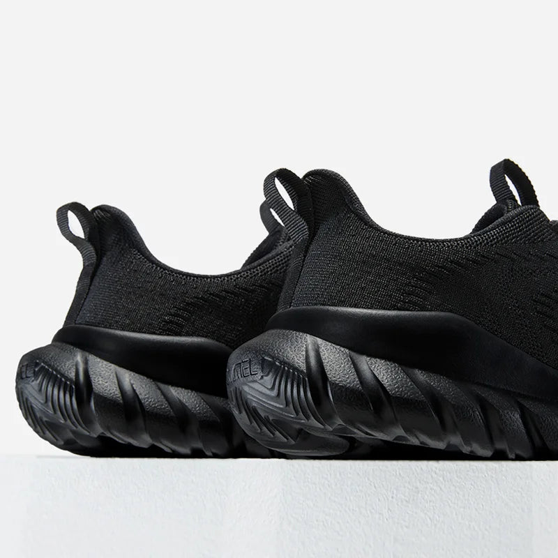 Men’s Lightweight Black Casual Sports Sneakers