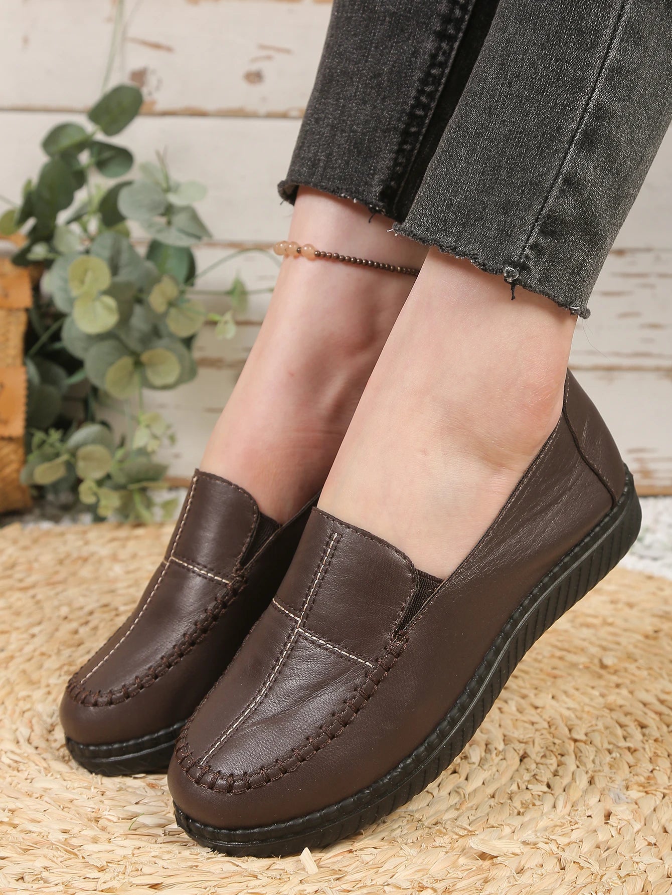Women’s Lightweight Leather Loafers and Oxfords